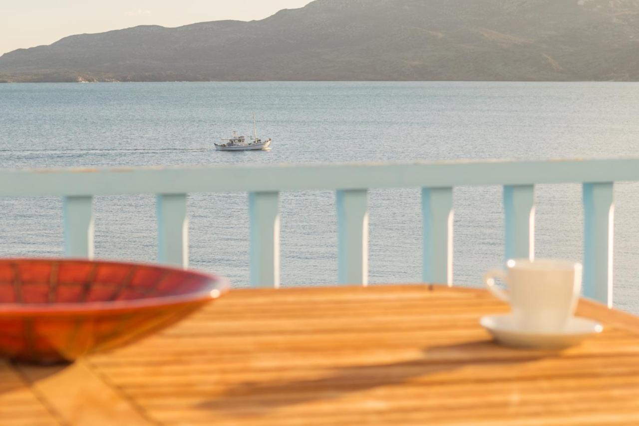 Il Porto Di Milos Adamantas  Zewnętrze zdjęcie